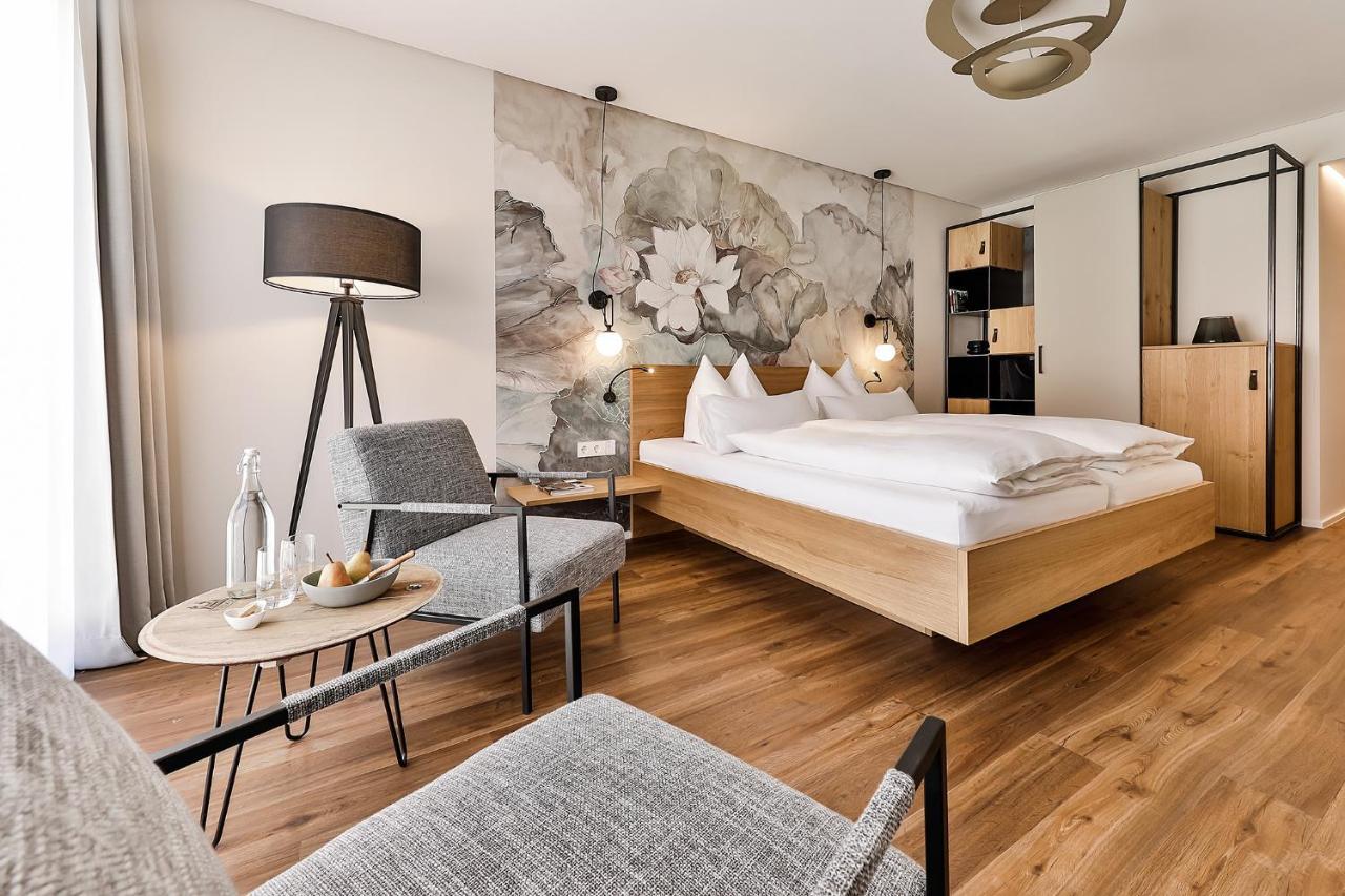 Weinhotel Fritz Walter Niederhorbach Bagian luar foto
