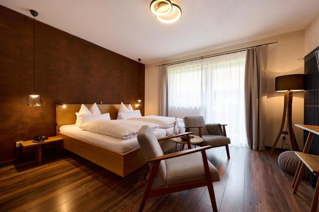 Weinhotel Fritz Walter Niederhorbach Bagian luar foto